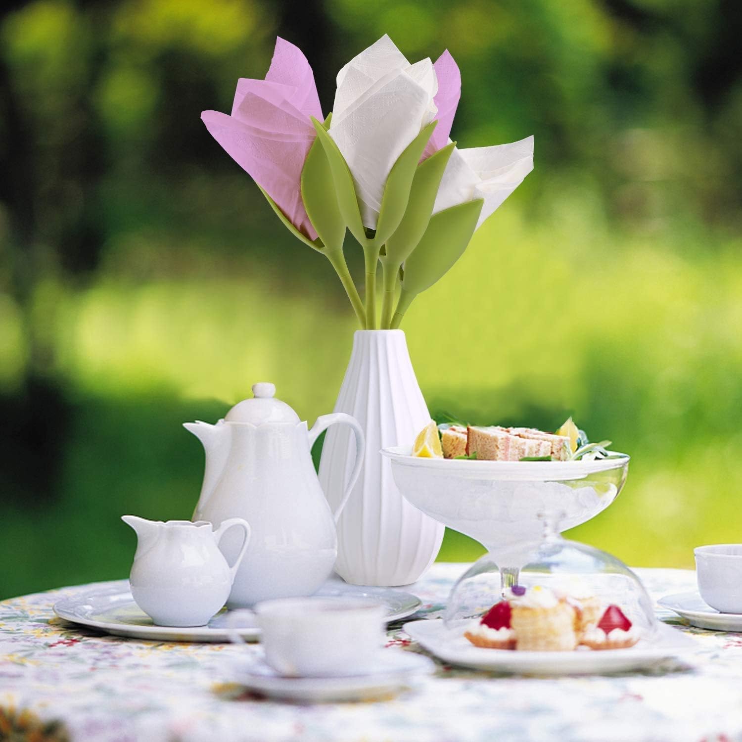 Outdoor Table Setting